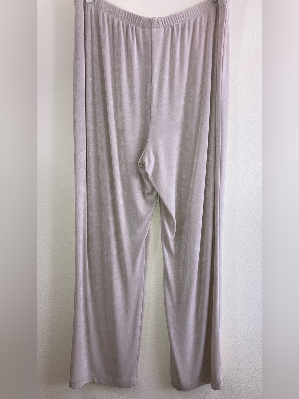 Chico's Beige Ribbed Flowy Pants Size 12P Pull On Elastic Waist - Picture 8 of 8